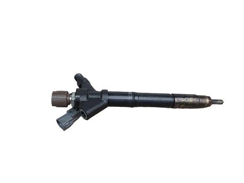 Lexus is220d fuel injector 2 - fuel,