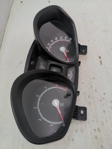 Ford fiesta mk7 petrol speedo - ford,