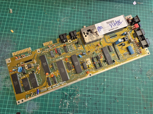 Commodore motherboard - 64,
