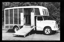 CV136 - Horse Box - photograph