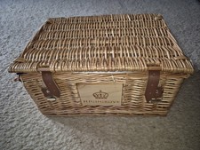 Highgrove Wicker Gift Hamper /