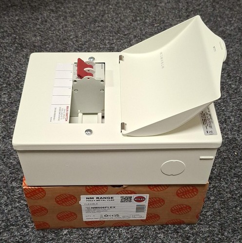 Wylex nm506flex consumer unit - consumer,
