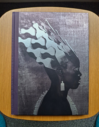 Zanele muholi somnyama - muholi,