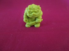 Bad Eggz Bunch 1992 Galoob Mini-Figure Poacher