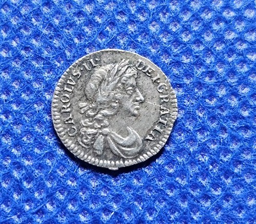 1675 maundy penny charles - maundy,