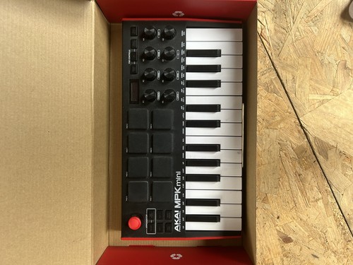 Akai mpk mini mk3 - 25-key, usb