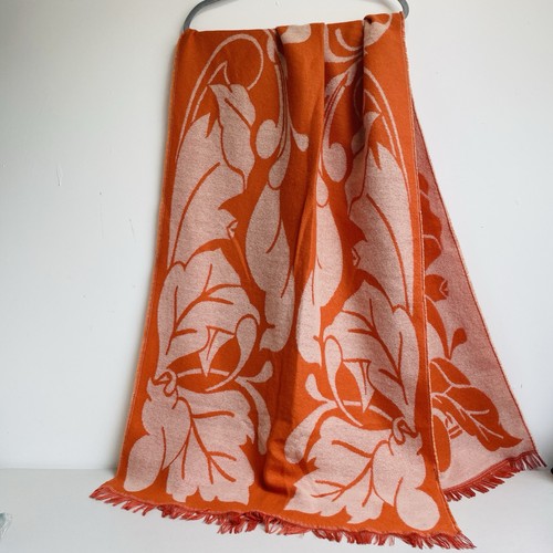 Powder opulent flourish - powder, scarf