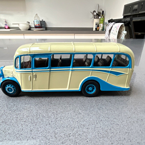 Corgi bedford vics tours - corgi,