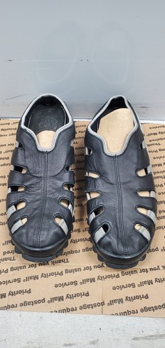 Acupuncture footwear men's