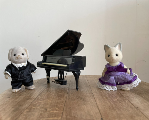 Sylvanian families broken - sylvanian,