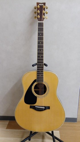 Yamaha acoustic guitar - acoustic,