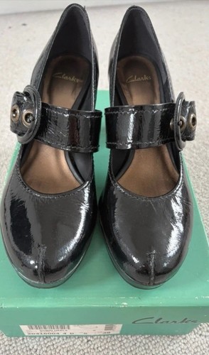 Clarks black patent leather - black,