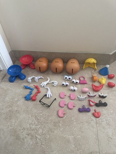 Mrs potato heads - mrs,