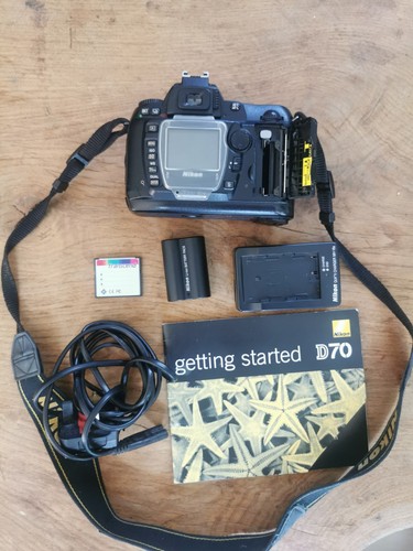 Nikon d70 1mp dslr camera - nikon, 6.1mp