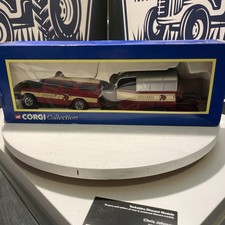 Corgi Toys Die-cast Model, Land Rover & Horse Box Ellerdale, Boxed Set. 