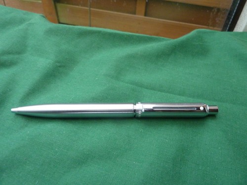 Sheaffer white dot - white, advertising