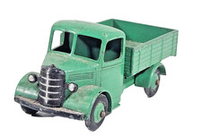 Dinky Toys 411 Bedford Tipper