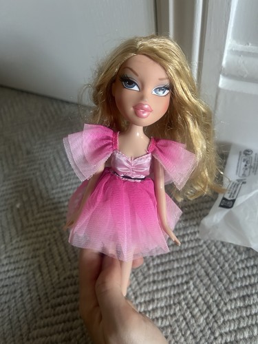 Bratz vintage cloe doll - bratz,