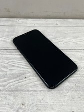 Apple iPhone XR (A2105) - 64GB