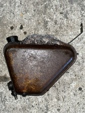 Norton Commando 750? 850? Interstate? Oil Tank used Condition No Cap Lot2