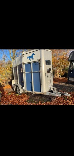 Stollen horse trailer ifor - ,