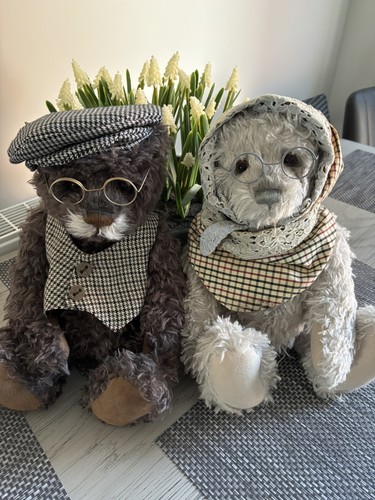 Charlie bears grandpa and - charlie,