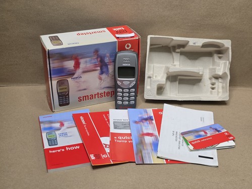 Nokia 3210 boxed - nokia,
