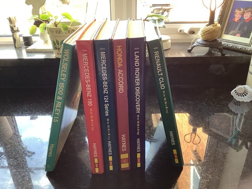 Selection haynes manuals - of,