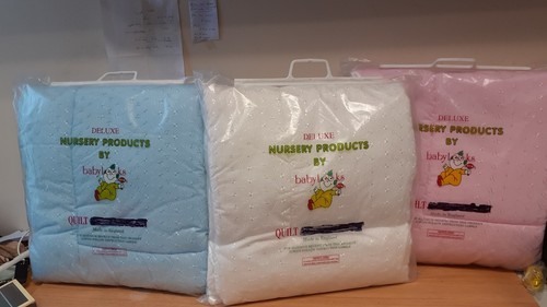 Baby broderie anglaise cot - anglaise,