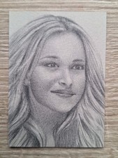 HEROES CLAIRE BENNETT HAND