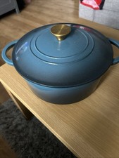 Kirkton House Casserole Dish 27cm Cast Iron with Lid, Excellent Condition