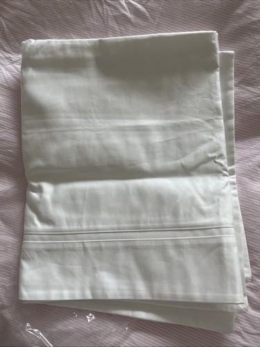 White company king - king, pillow