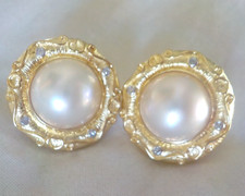 Heavy Etruscan 14k Yellow Gold