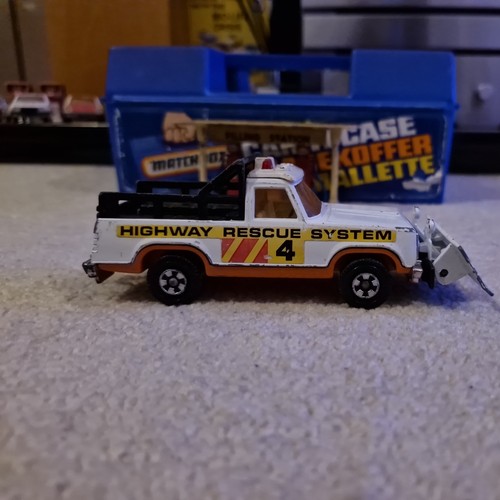 Matchbox plymouth trail duster - plymouth,