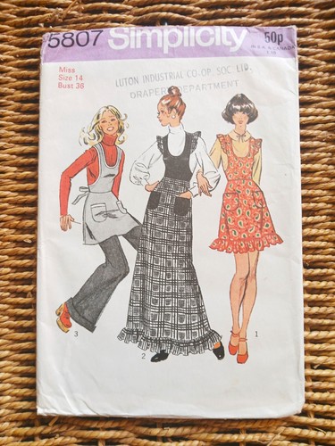 Vintage 70s simplicity sewing - simplicity,
