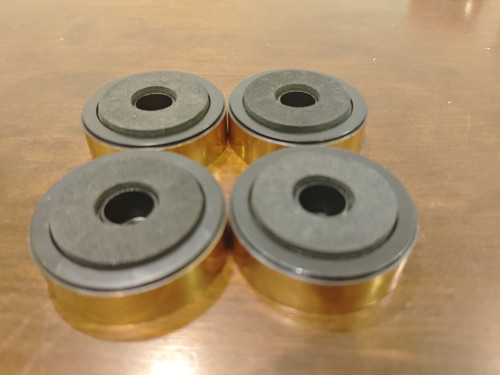 Gold audio isolation - gold, with