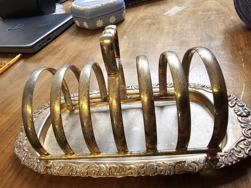 Vintage queen tarnished - vintage, silver