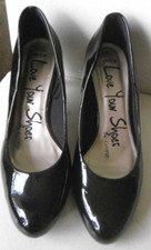 NEW & UNWORN , LADIES CLASSIC, BLACK PATENT COURT SHOES SIZE 6.5 GREAT WORK WEAR