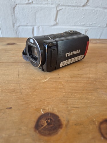Old toshiba camcorder - old, untested