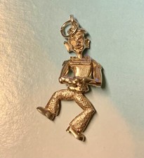 VINTAGE LARGE SILVER ARTICULATED FUNNY DANCING SAILOR CHARM,CHARM BRACELET.5.3g