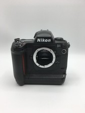 Nikon D1 D 2.7MP Digital SLR