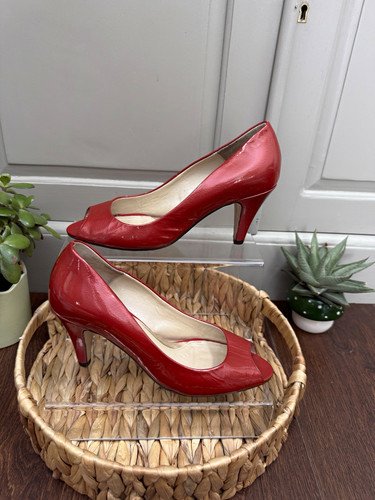 Van dal red patent leather - van-dal,