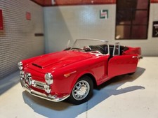 Alfa Romeo 2600 1960 Spider Red Roof Down 1:24 Scale Diecast Model Car Welly