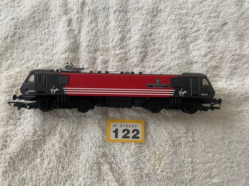 Hornby virgin class with - 90,