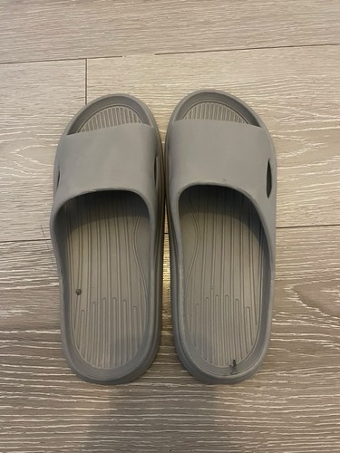 Brand new grey cloud pool - grey,