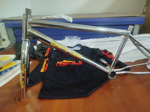 Red line 600a 500a - bike, decals