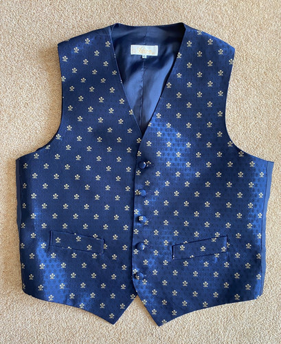 Adorn prince wales feathers - prince, of