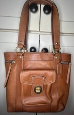 Auth Coach Vintage Gigi