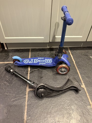Micro scooter including - scooter,