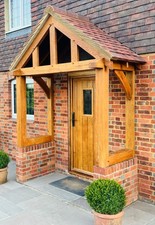 HANDMADE OAK PORCH FRAME |